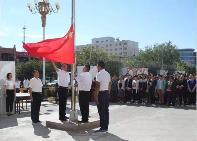 肩膀痛手臂麻是怎么了?